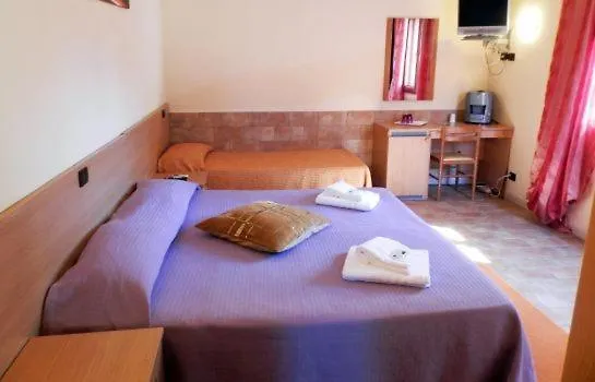 Luana Inn Holiday Fiumicino Guest house